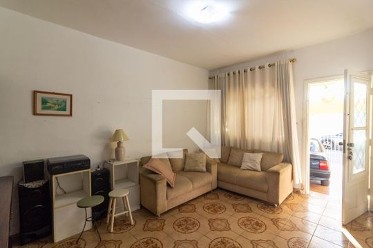 Casa à venda com 2 quartos, 229m² em Cidade Ademar, São Paulo