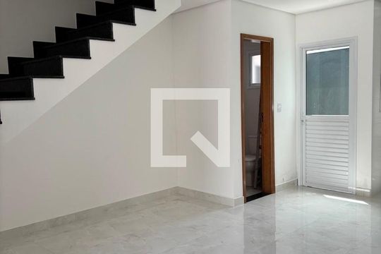 Sala/Cozinha de casa à venda com 2 quartos, 56m² em Vila Helena, Santo André