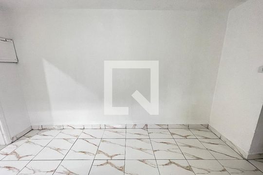 Sala de casa para alugar com 1 quarto, 40m² em Jaguaré, São Paulo