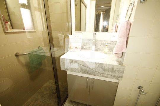 banheiro 1 de apartamento à venda com 3 quartos, 78m² em União, Belo Horizonte