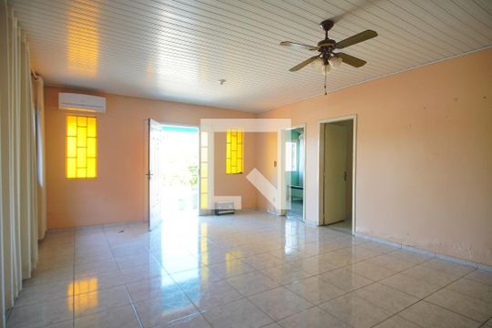 Casa à venda com 4 quartos, 200m² em Rio Branco, Novo Hamburgo