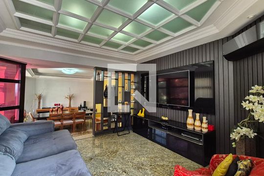 Apartamento para alugar com 4 quartos, 202m² em Jardim, Santo André