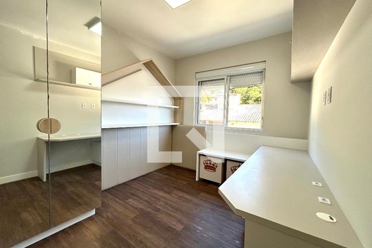 Suíte 1 de casa para alugar com 4 quartos, 289m² em Centro, Florianópolis
