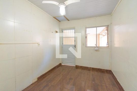 Sala/Cozinha  de kitnet/studio para alugar com 1 quarto, 30m² em Boa Vista, São Leopoldo