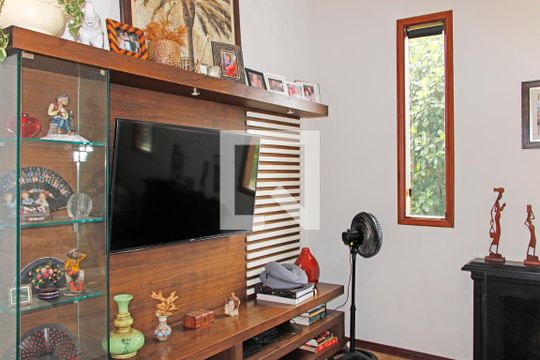 Casa de Condomínio para alugar com 5 quartos, 280m² em Jardim Bosque das Araras, Vinhedo