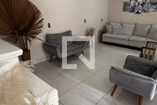 Casa para alugar com 5 quartos, 304m² em Aeroporto, Juiz de Fora