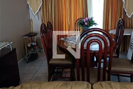 Casa à venda com 5 quartos, 337m² em Jardim Vivan, São Paulo