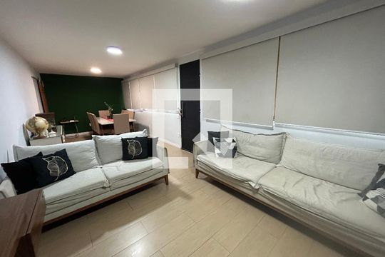 Sala de casa para alugar com 4 quartos, 120m² em Engenho de Dentro, Rio de Janeiro