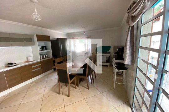 Casa à venda com 2 quartos, 72m² em Jaraguá, São Paulo