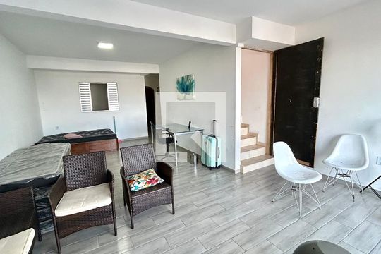 Sala de casa para alugar com 2 quartos, 300m² em Jardim Alice, Guarulhos