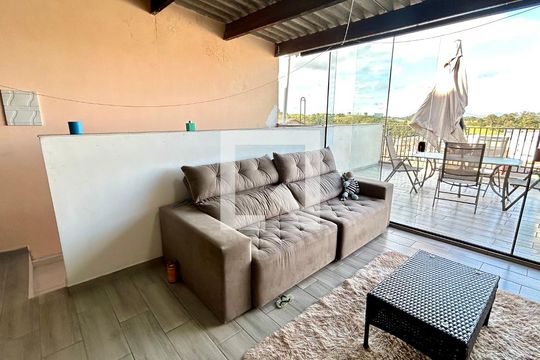 Casa para alugar com 2 quartos, 300m² em Jardim Alice, Guarulhos