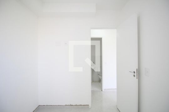 Quarto 2 de apartamento para alugar com 2 quartos, 37m² em Parque Ipe, São Paulo