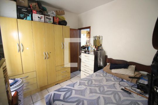 Quarto 1 de casa à venda com 3 quartos, 200m² em Tirol, Contagem