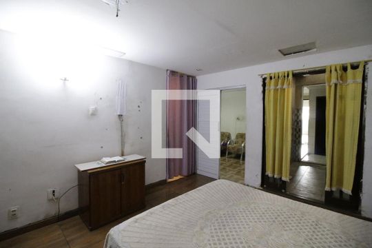 Quarto 1 de casa para alugar com 2 quartos, 90m² em Curicica, Rio de Janeiro