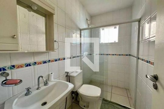 Banheiro de casa para alugar com 5 quartos, 220m² em Barra da Lagoa, Florianópolis
