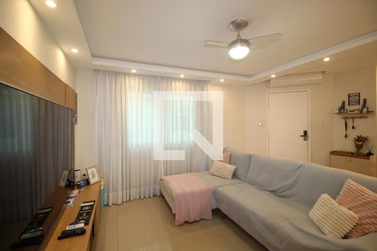 Casa de Condomínio à venda com 3 quartos, 142m² em Taquara, Rio de Janeiro