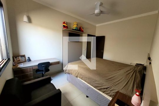 Quarto de casa para alugar com 3 quartos, 180m² em Ribeirânia, Ribeirão Preto