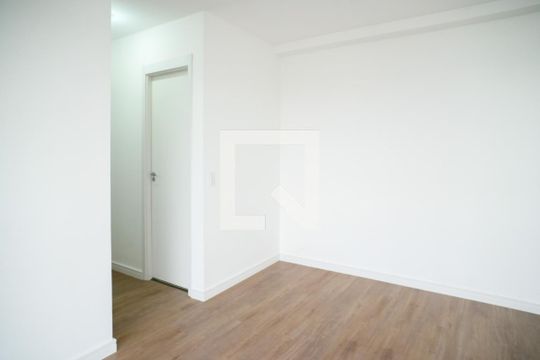 Sala de apartamento para alugar com 2 quartos, 45m² em Vila Moraes, São Paulo