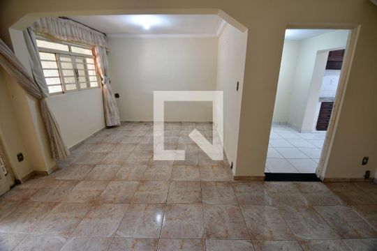 Sala de casa à venda com 3 quartos, 93m² em Vila Iapi, Campinas