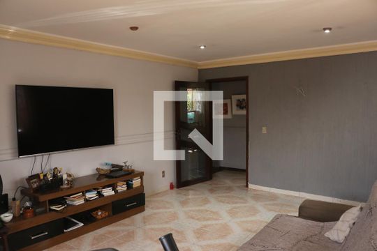 Apartamento para alugar com 3 quartos, 178m² em Imperador, Nova Iguaçu