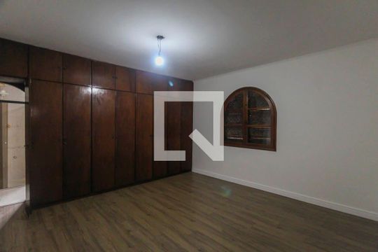 Suite de casa para alugar com 3 quartos, 159m² em Jardim Avelino, São Paulo
