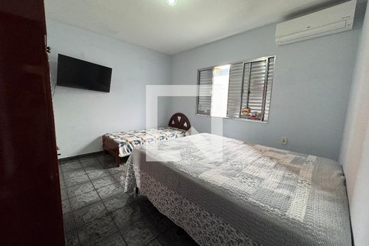 Quarto 1 de casa à venda com 3 quartos, 218m² em Jardim Roberto, Osasco