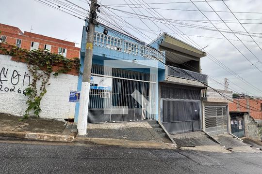 Fachada com PLACA de casa à venda com 3 quartos, 218m² em Jardim Roberto, Osasco