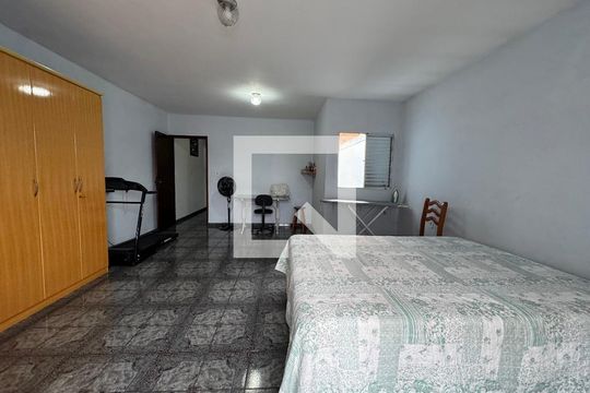 Quarto  3 de casa à venda com 3 quartos, 218m² em Jardim Roberto, Osasco