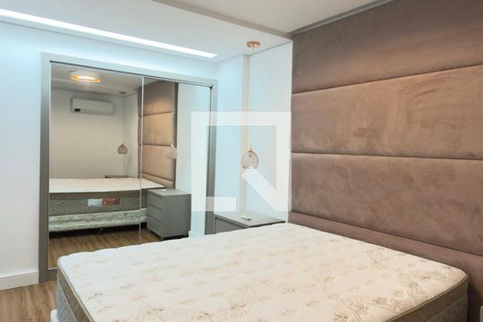 Apartamento para alugar com 3 quartos, 115m² em São Mateus, Juiz de Fora