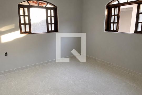 Casa de Condomínio à venda com 6 quartos, 220m² em Vargem Pequena, Rio de Janeiro