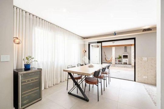 Casa à venda com 3 quartos, 160m² em Residencial Tambore III, Santana de Parnaíba