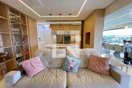 Sala de apartamento à venda com 3 quartos, 120m² em Butantã, São Paulo