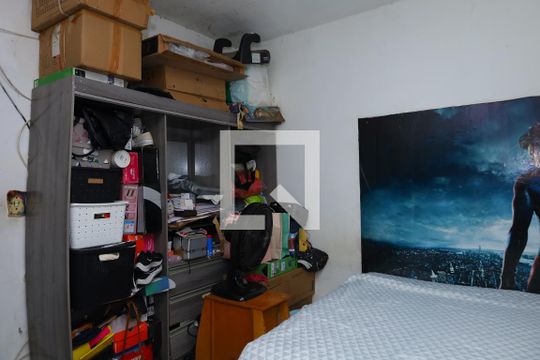 Quarto 2 de casa à venda com 3 quartos, 312m² em Parque Industrial, São Paulo