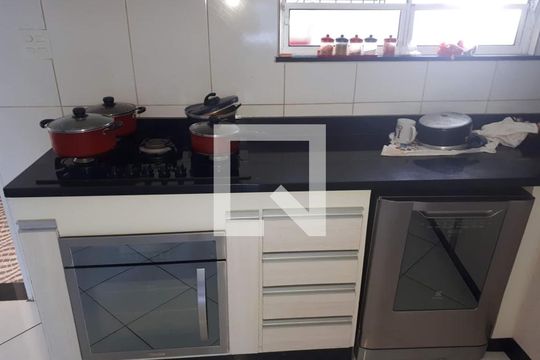 Casa à venda com 3 quartos, 114m² em Rocha Miranda, Rio de Janeiro