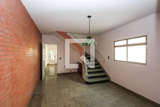 Copa de casa para alugar com 4 quartos, 250m² em Cambuci, São Paulo