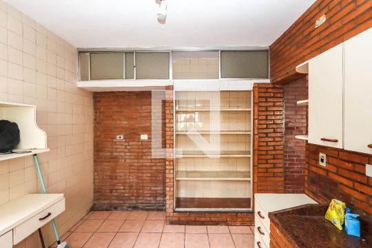 Cozinha de casa para alugar com 4 quartos, 250m² em Cambuci, São Paulo
