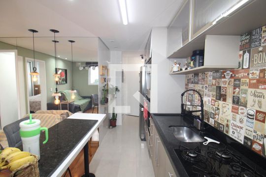 Sala / Cozinha de apartamento para alugar com 2 quartos, 40m² em Santana, São Paulo