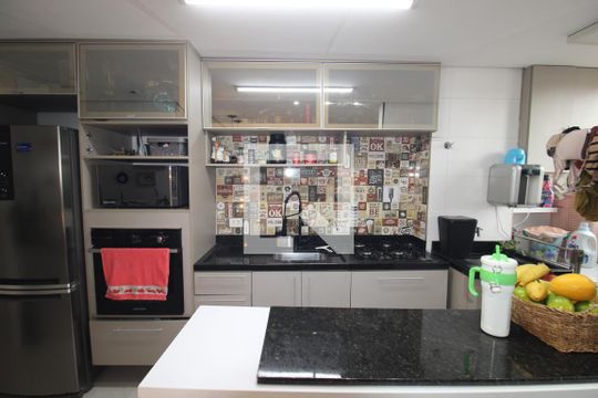 Sala / Cozinha de apartamento para alugar com 2 quartos, 40m² em Santana, São Paulo