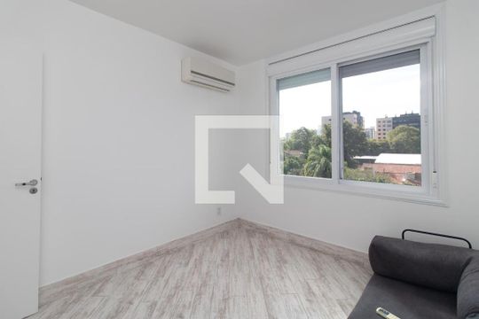 Quarto de apartamento à venda com 1 quarto, 70m² em Tristeza, Porto Alegre