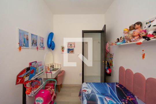 Quarto de apartamento à venda com 3 quartos, 90m² em Alto dos Pinheiros, Belo Horizonte
