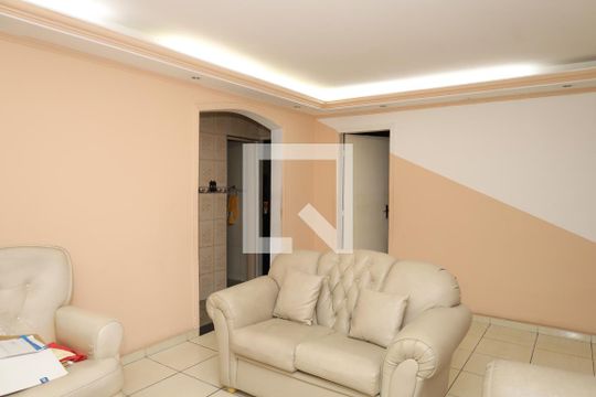 Sala de casa à venda com 2 quartos, 148m² em Vila Aurea, São Paulo