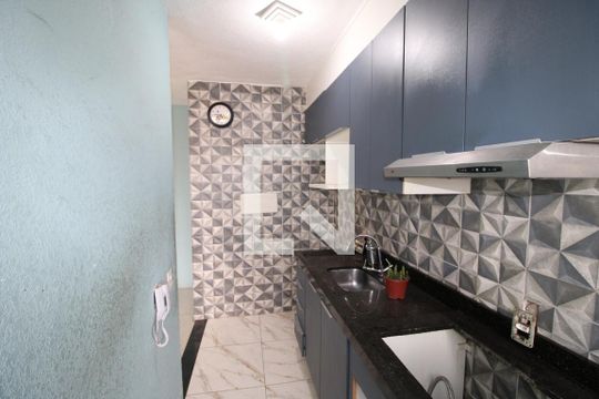 Sala / Cozinha de apartamento à venda com 2 quartos, 39m² em Colônia (zona Leste), São Paulo