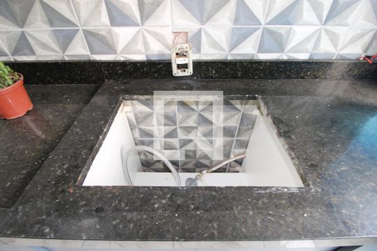 Sala / Cozinha de apartamento à venda com 2 quartos, 39m² em Colônia (zona Leste), São Paulo