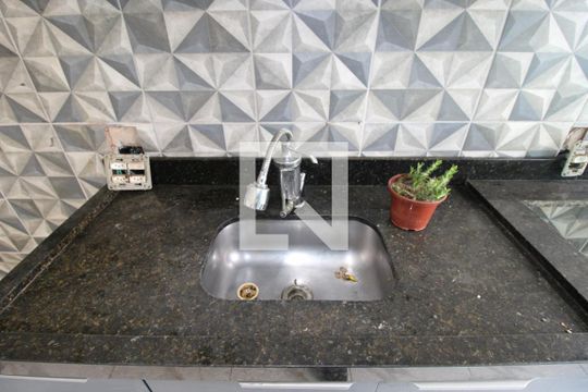 Sala / Cozinha de apartamento à venda com 2 quartos, 39m² em Colônia (zona Leste), São Paulo