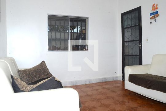 Sala de casa para alugar com 4 quartos, 160m² em Vitoria, Belo Horizonte