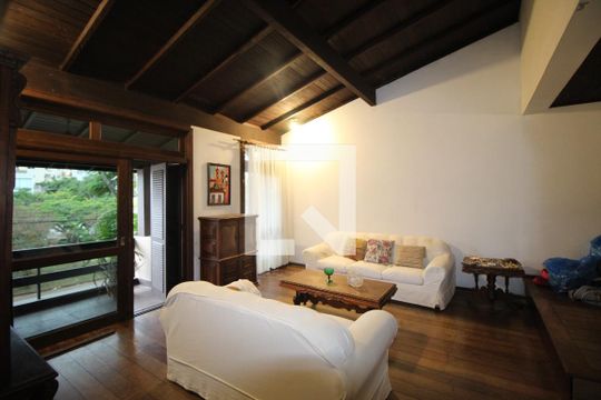 Sala 1 de casa à venda com 5 quartos, 388m² em Chácara das Pedras, Porto Alegre