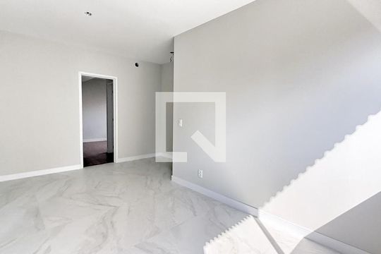Apartamento à venda com 2 quartos, 67m² em Centro, Belo Horizonte