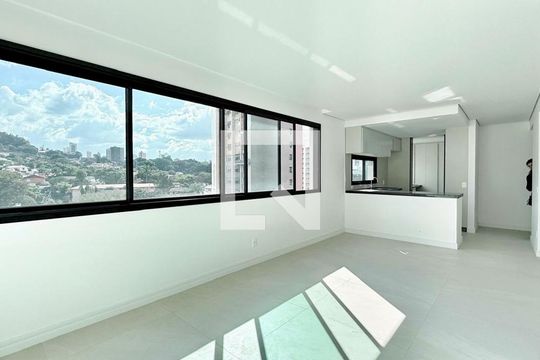Apartamento à venda com 3 quartos, 86m² em Santo Antônio, Belo Horizonte