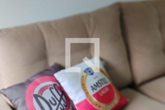 Sala de apartamento para alugar com 1 quarto, 47m² em Jardim do Salso, Porto Alegre