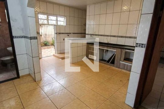 Casa de Condomínio para alugar com 3 quartos, 112m² em QR 514, Brasília